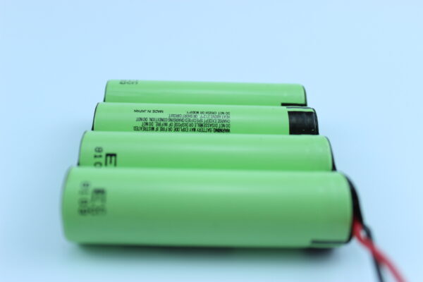 14.8V 3.4Ah 4S1P Lithium ion Battery Pack - 图片 2